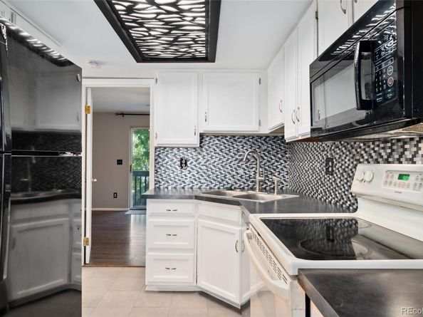 1885 S Quebec Way A28, Denver CO 80231