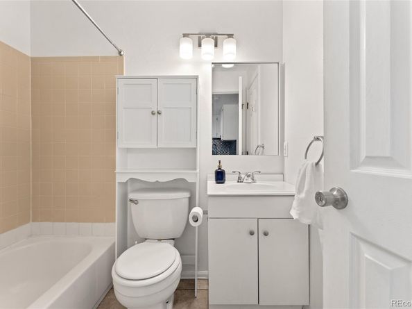 1885 S Quebec Way A28, Denver CO 80231