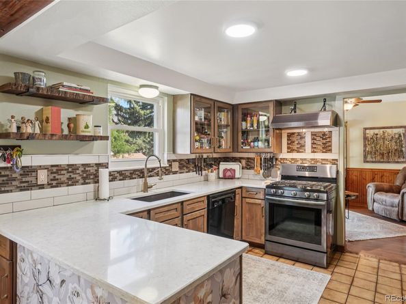 2244 Vivian Street, Longmont CO 80501