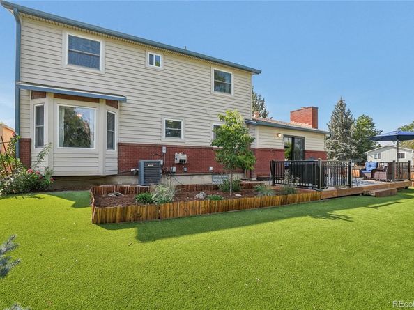 2244 Vivian Street, Longmont CO 80501