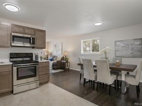 2904 W Chenango Avenue, Englewood CO 80110