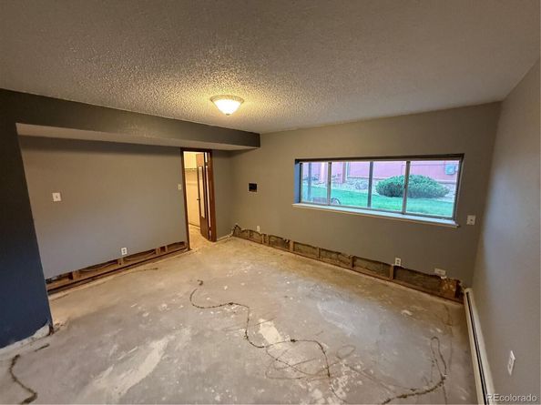 6921 S Bryant Street, Littleton CO 80120