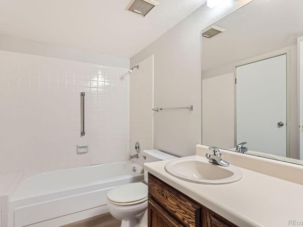 13890 E Marina Drive 111, Aurora CO 80014