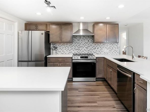 800 Pearl Street 1010, Denver CO 80203
