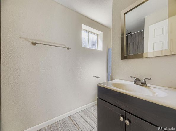 4140 W Floyd Avenue, Denver CO 80236