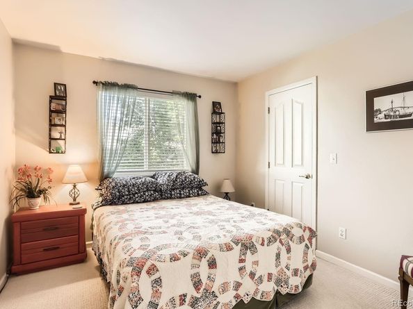 811 Brookside Drive, Longmont CO 80504