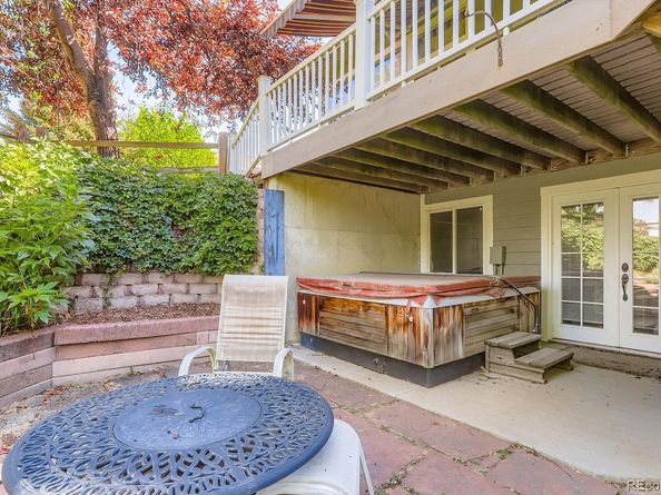811 Brookside Drive, Longmont CO 80504