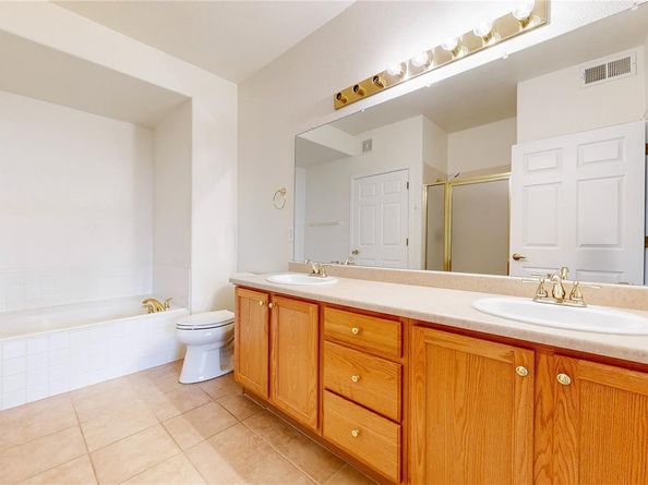 4242 S Blackhawk Circle 4D, Aurora CO 80014