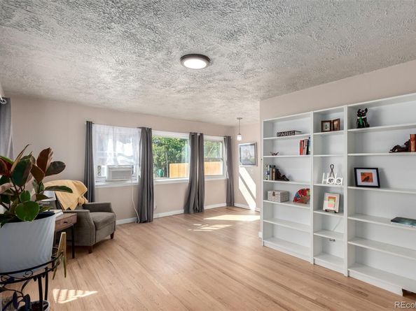 Undisclosed Address #5827644, Denver CO 80204