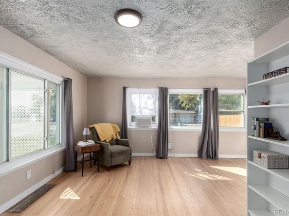 Undisclosed Address #5827644, Denver CO 80204