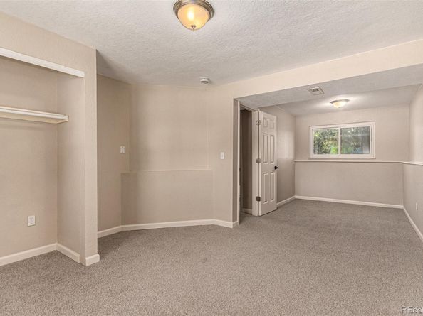 15716 E Temple Place, Aurora CO 80015