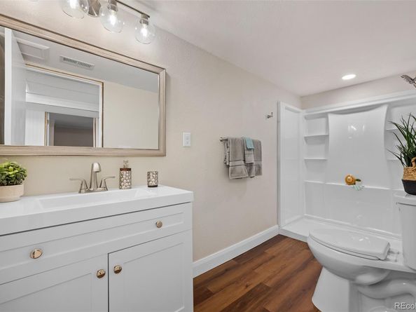 12742 E Park Lane Drive, Aurora CO 80011