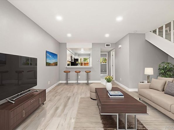 1231 S Crystal Way, Aurora CO 80012