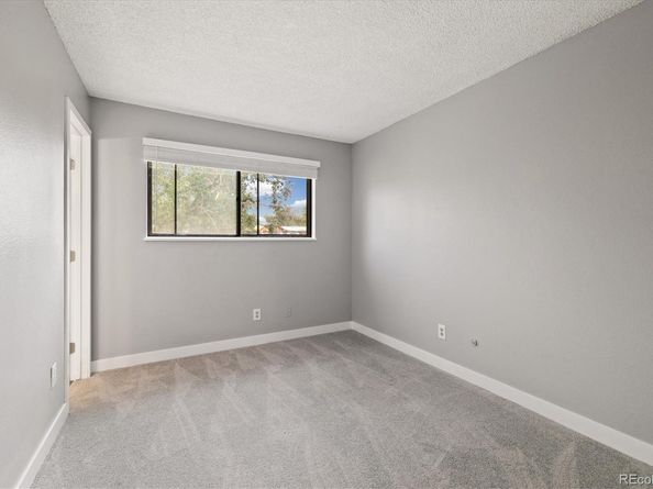 1231 S Crystal Way, Aurora CO 80012