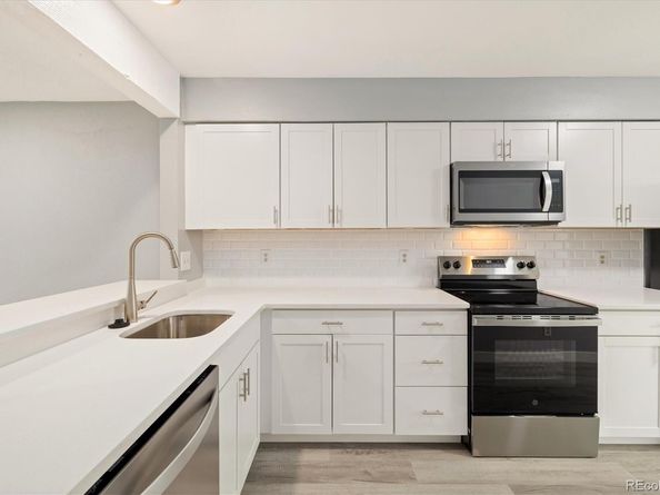 1231 S Crystal Way, Aurora CO 80012