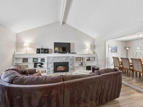 2711 S Oakland Circle E, Aurora CO 80014