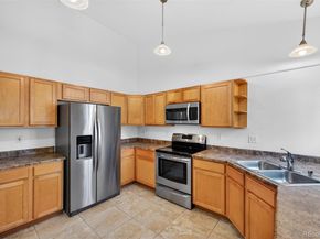 878 S Kalispell Circle 101, Aurora CO 80017