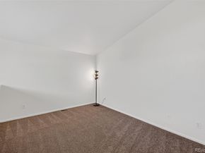 878 S Kalispell Circle 101, Aurora CO 80017