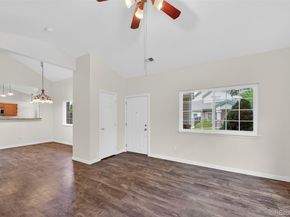 878 S Kalispell Circle 101, Aurora CO 80017