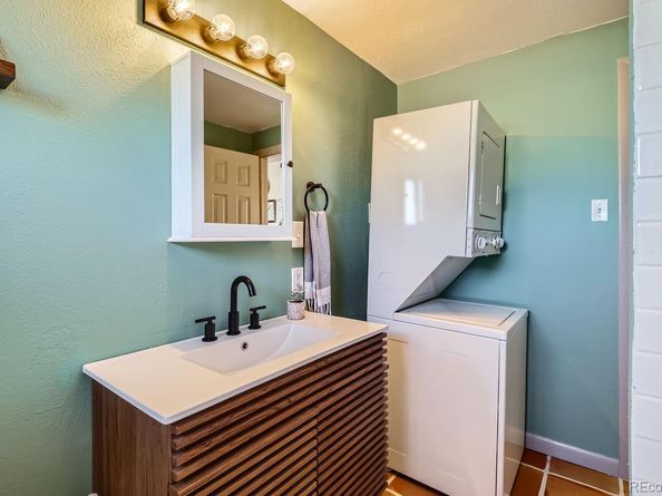 Undisclosed Address #6154213, Denver CO 80207