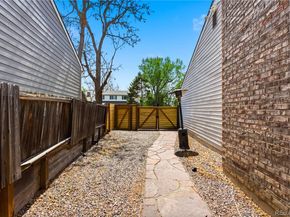 1127 E Kettle Place, Centennial CO 80122