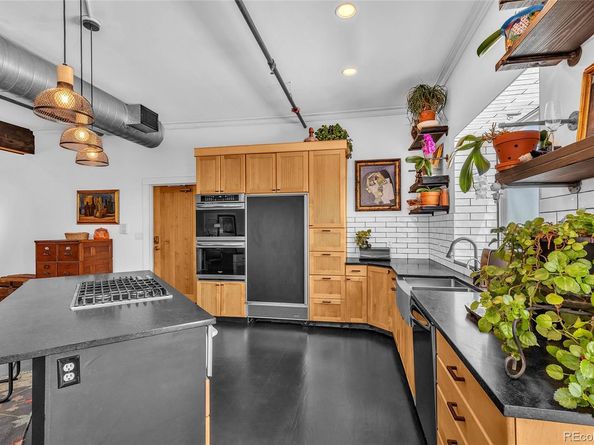 800 W 8th Avenue 201, Denver CO 80204