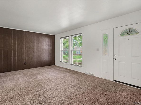 11819 E Canal Drive, Aurora CO 80011