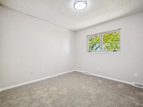 1048 S Alkire Street, Lakewood CO 80228