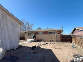 1720 Del Mar Parkway, Aurora CO 80010