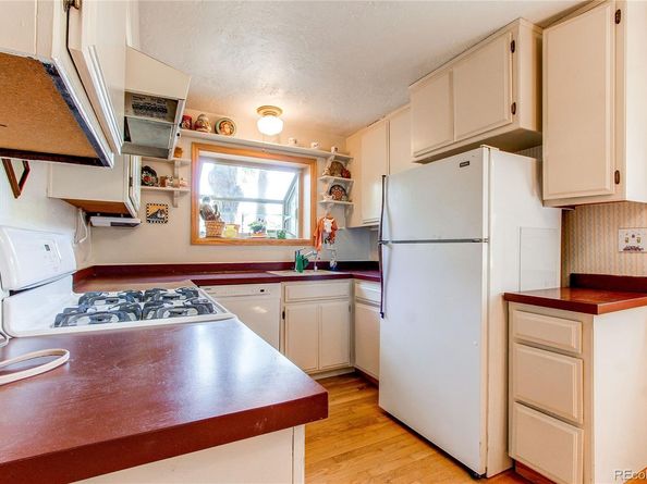 710 S Dover Street, Lakewood CO 80226