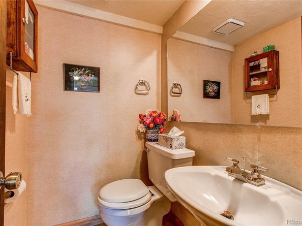 710 S Dover Street, Lakewood CO 80226