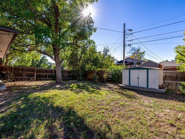 11087 Montview Boulevard, Aurora CO 80010