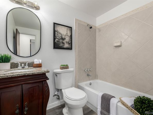 11087 Montview Boulevard, Aurora CO 80010