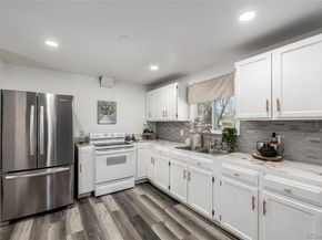 11087 Montview Boulevard, Aurora CO 80010