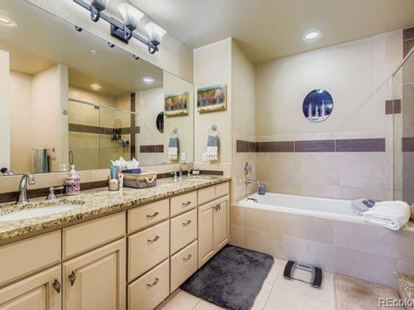 5592 S Nevada Street 106, Littleton CO 80120