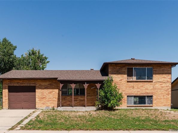 14955 Robins Drive, Denver CO 80239
