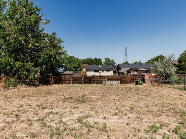 14955 Robins Drive, Denver CO 80239