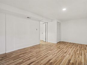 141 Oakland Court, Aurora CO 80011