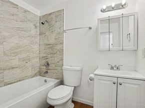 141 Oakland Court, Aurora CO 80011