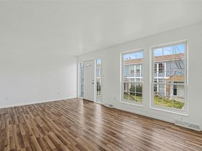 141 Oakland Court, Aurora CO 80011