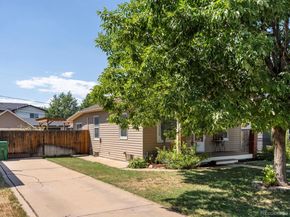 Undisclosed Address #6401889, Englewood CO 80110