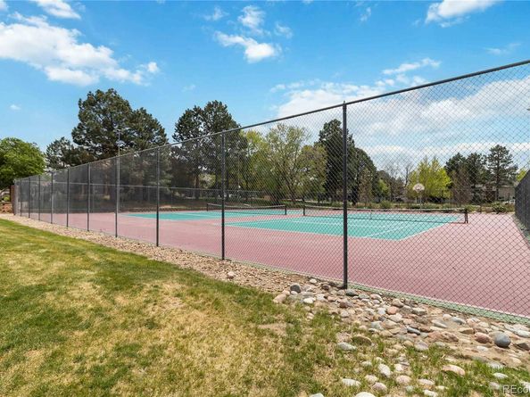 2136 S Scranton Way, Aurora CO 80014
