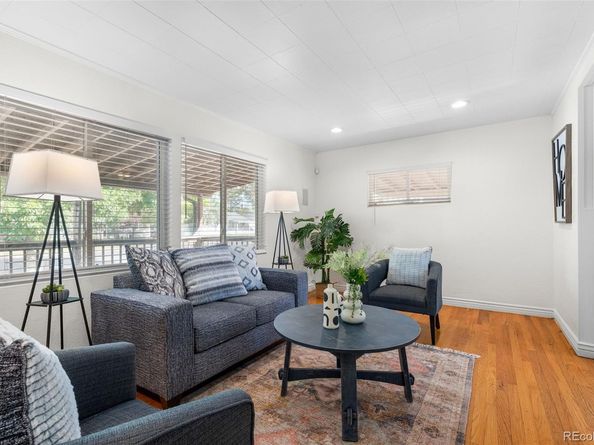 945 Paris Street, Aurora CO 80010