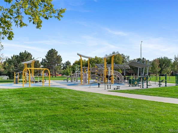 945 Paris Street, Aurora CO 80010