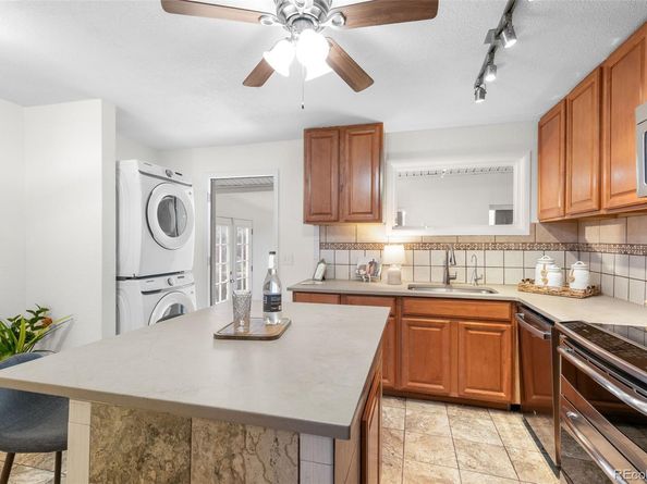 945 Paris Street, Aurora CO 80010