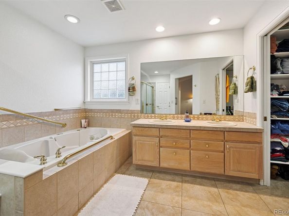 1341 S Lansing Court, Aurora CO 80012