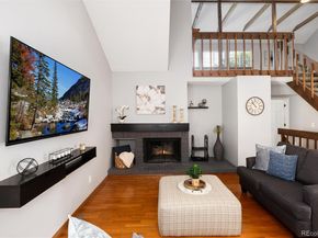 46 S Eagle Circle, Aurora CO 80012