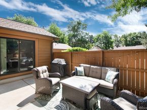 46 S Eagle Circle, Aurora CO 80012