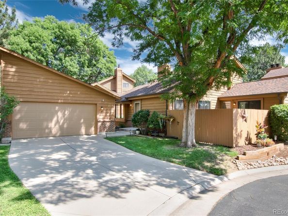 46 S Eagle Circle, Aurora CO 80012