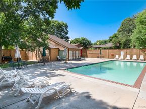 46 S Eagle Circle, Aurora CO 80012